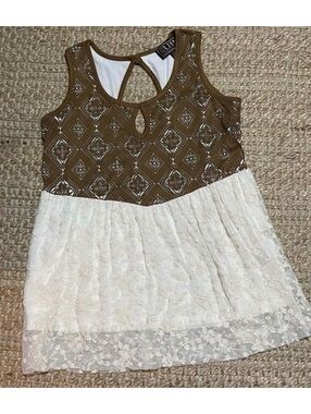 Cowboy Up Sleeveless Boho Lace Tank Top – Women’s Medium